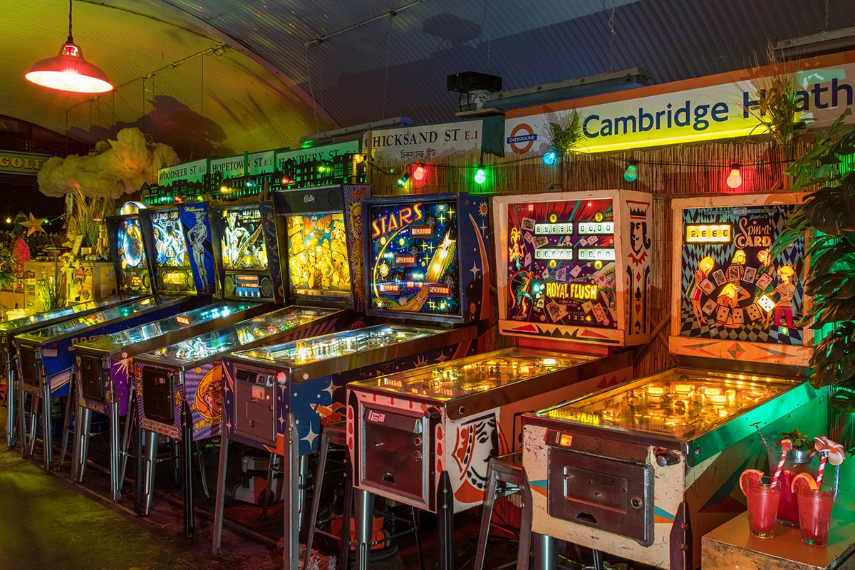 electronic arcade crazy golf